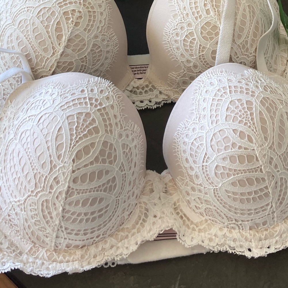 Victoria’s Secret Dream Angels Demi bra 32DD